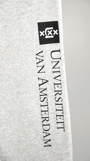 Sweatpants uniseks met het  Universiteit van Amsterdam logo grijs